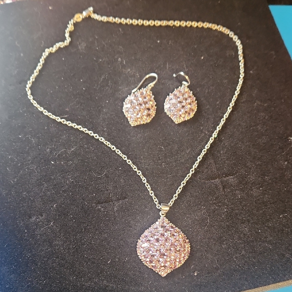 Elegant Purpke and Silver Jewelry Set